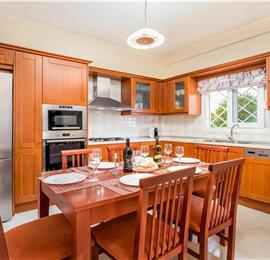 5 bedroom villa with pool & seaview, Perithia, sleeps 10